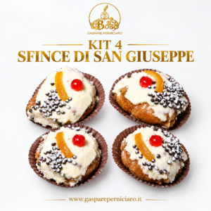 Quattro Sfince di San Giuseppe farcite con ricotta, ciliegie candite, filetti di arancia candita e goccine di cioccolato. Il kit fai da te comprende quattro sfince grandi vuote e 600 g netti di ricotta per la farcitura.
