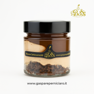 Vasetto di Mousse Settevaneddi artigianale siciliana Il Boss Gaspare Perniciaro, dessert monoporzione con strati di cioccolato e nocciola, confezione premium.
