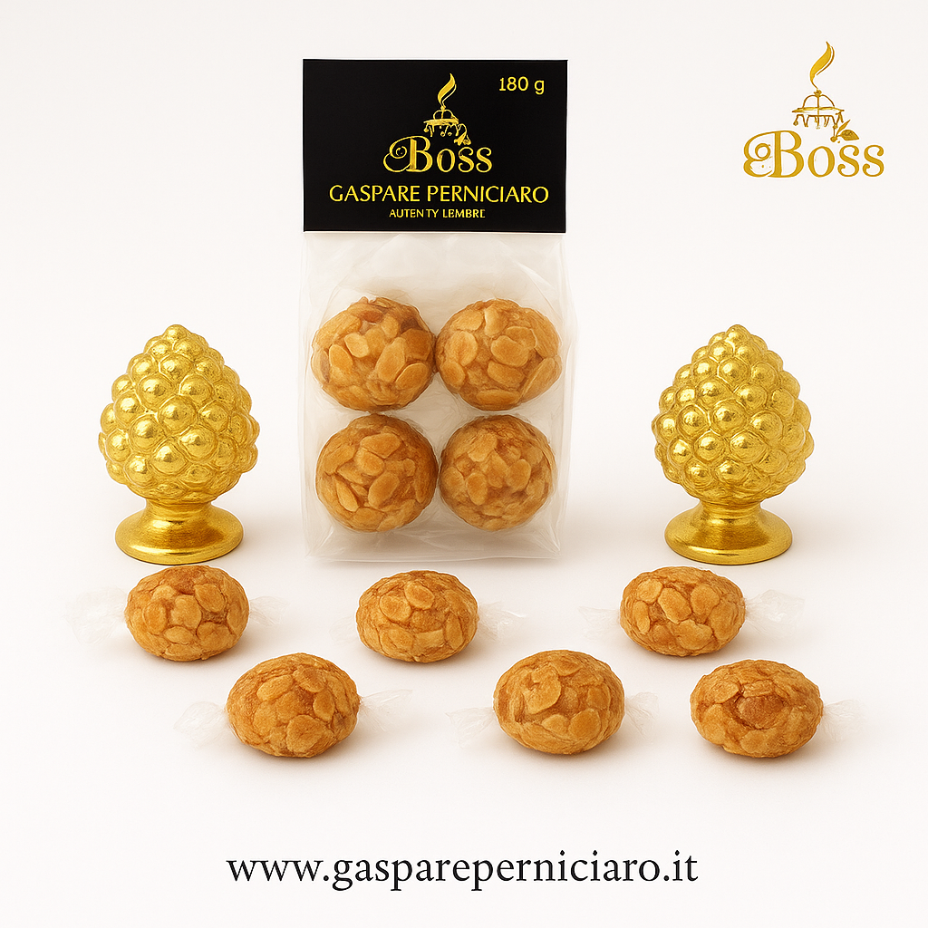 Mandorlati Siciliani artigianali in confezione da 8 pezzi Il Boss Gaspare Perniciaro, dolci alle mandorle con packaging elegante e finitura dorata.