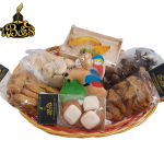 Cesto dei Defunti Siciliano, lu panareddu, con frutta di martorana, pupi di zucchero e dolci tradizionali
