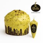 Gran Panettone Artigianale Siciliano al Pistacchio XXL con sac à poche da 440 grammi di crema al pistacchio, su sfondo bianco, prodotto da Il Boss Gaspare Perniciaro.