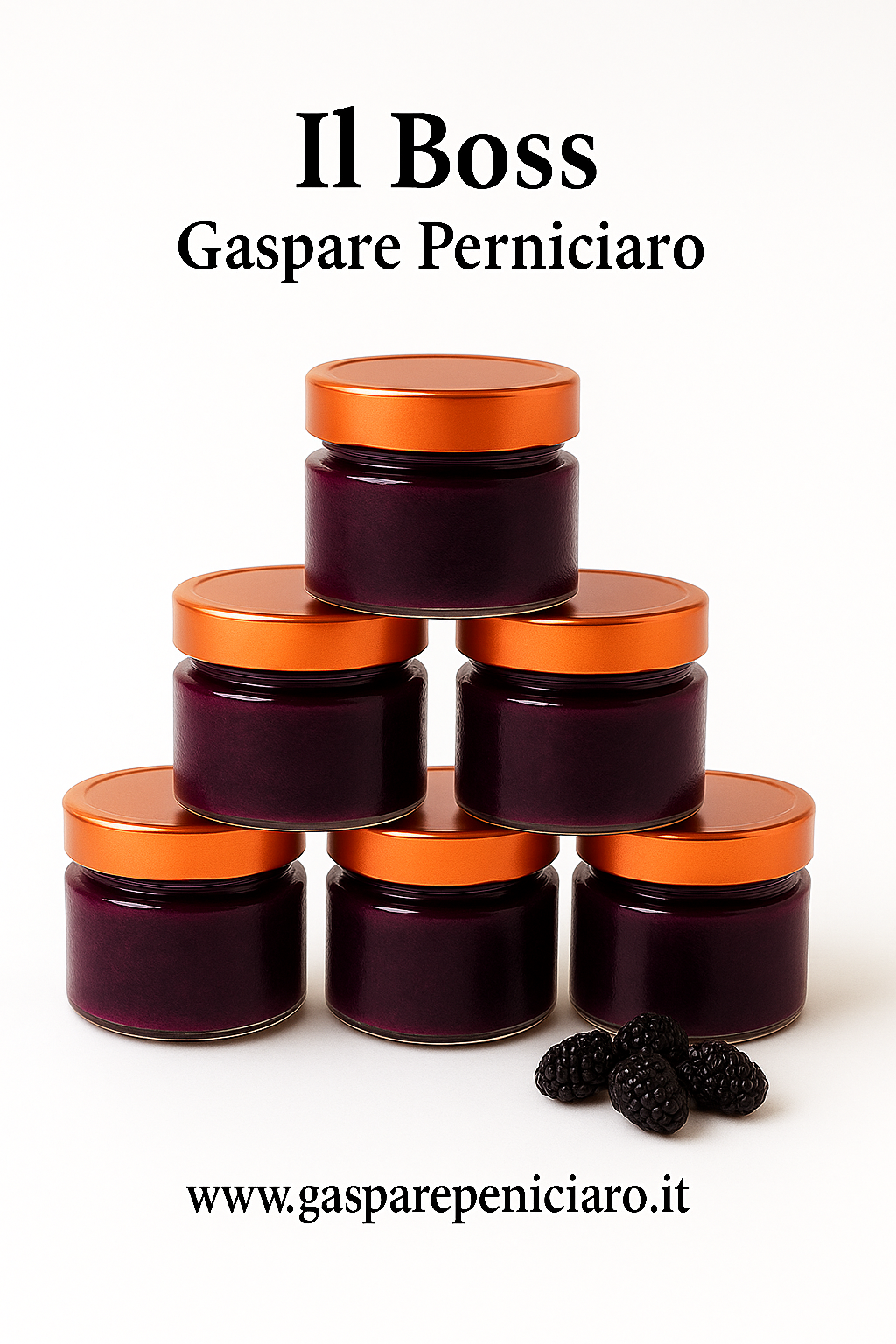 Vasetti di mini granite artigianali ai gelsi neri disposti a piramide con coperchio color rame, produzione Il Boss Gaspare Perniciaro, Sambuca di Sicilia.