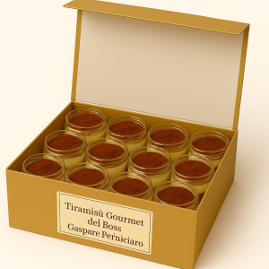 Scatola regalo aperta contenente dodici vasetti di tiramisù artigianale “Tiramisù Gourmet del Boss Gaspare Perniciaro”, disposti ordinatamente su uno sfondo chiaro.