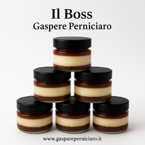 Mini Cheesecake al Cioccolato artigianale da 80 g in vasetto di vetro trasparente, dolce siciliano pronto da servire, cremoso e dal gusto intenso.