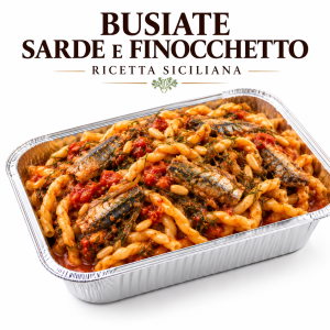 Pasta con le sarde e finocchetto con busiate di Trapani, salsa fresca succosa, sarde di Sciacca e finocchietto selvatico in vaschetta argentata