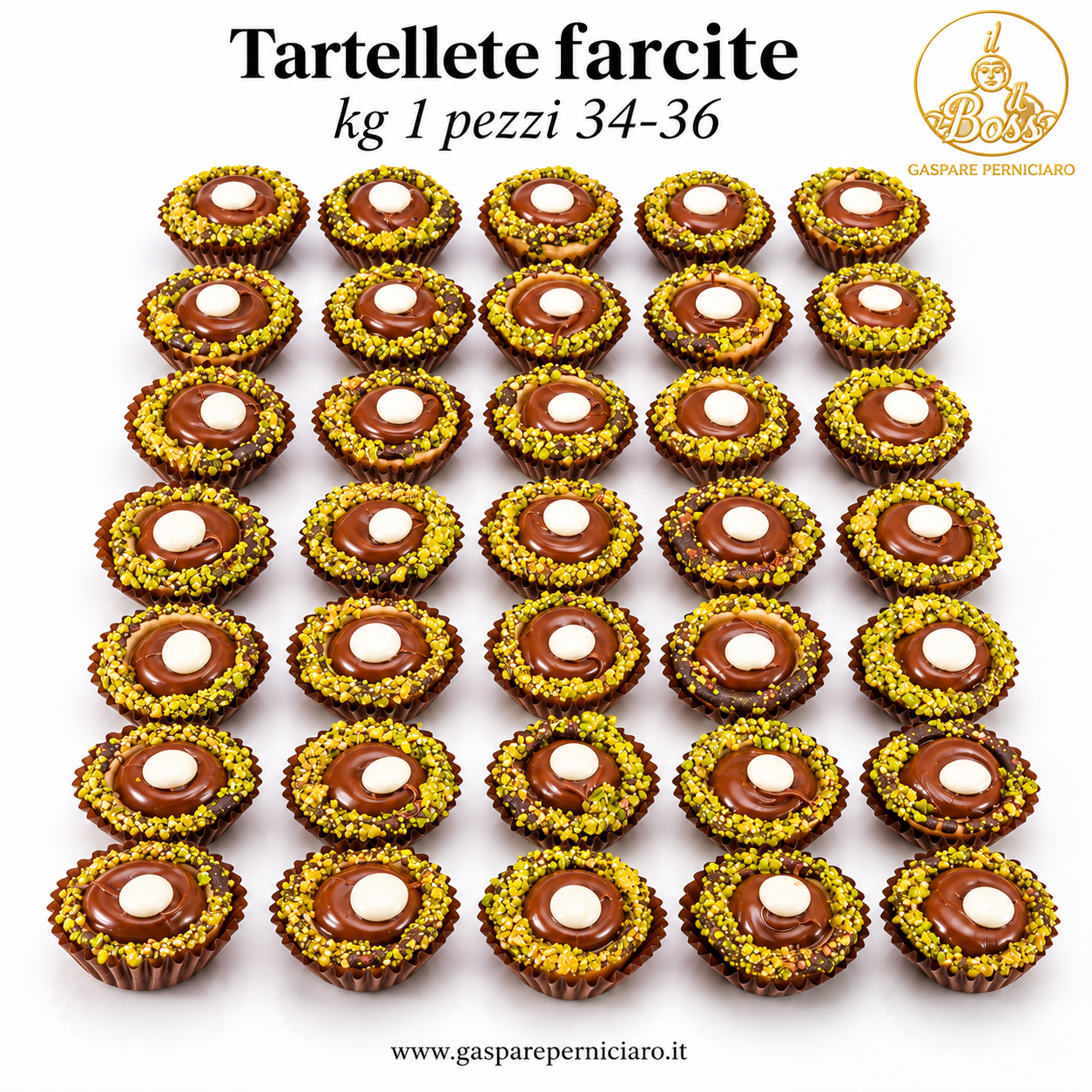 Vista dall'alto delle Tartellette Farcite del Boss Gaspare Perniciaro, disposte in file ordinate, con crema centrale alla nocciola e cacao, bordi decorati con pistacchio, cioccolato e arachidi salate.